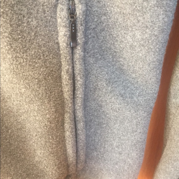 Women’s Eddie Bauer fleece jacket - Picture 4 of 6